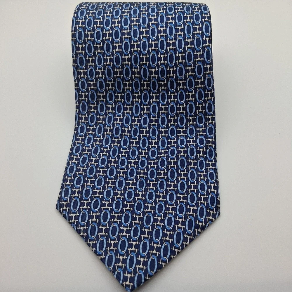 New Brooks Brothers 346 Tie Blue Chain Link Pattern All Silk 3.5x57x1.5 USA
